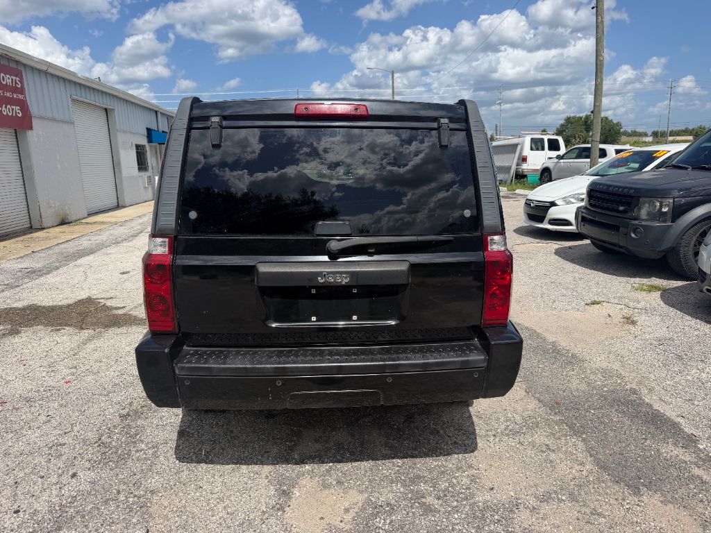 2006 Jeep Commander - $1,799