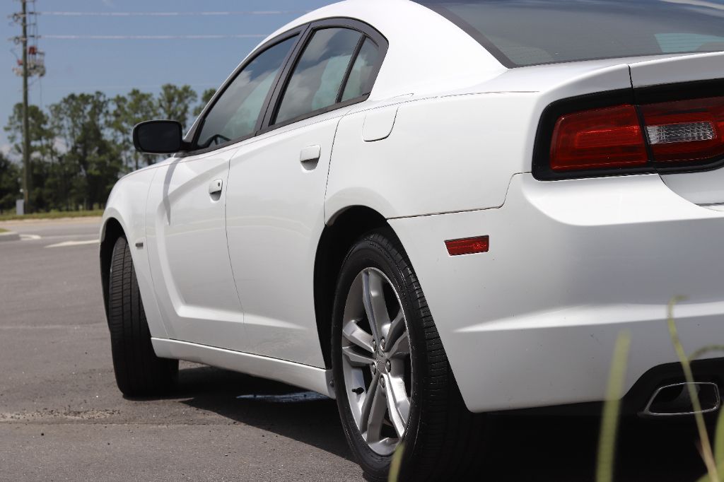 2013 Dodge Charger - $9,899