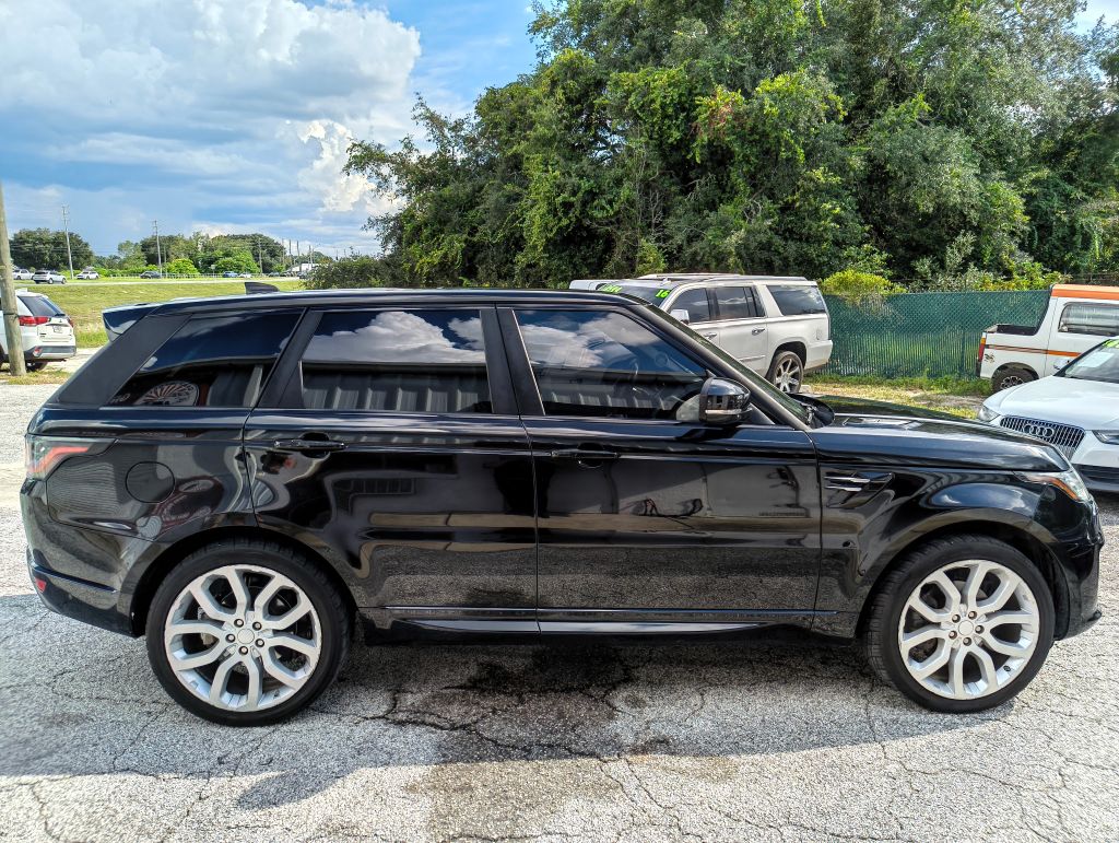 2018 Land Rover Range Rover Sport - $15,999