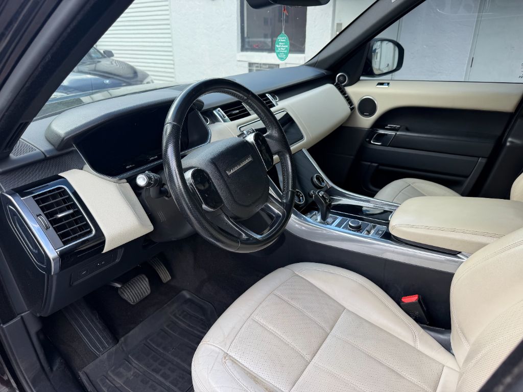 2018 Land Rover Range Rover Sport - $15,999
