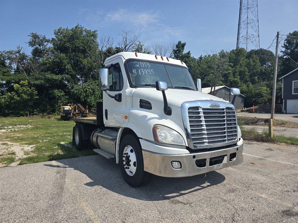 2013 Freightliner Cascadia - $13,995