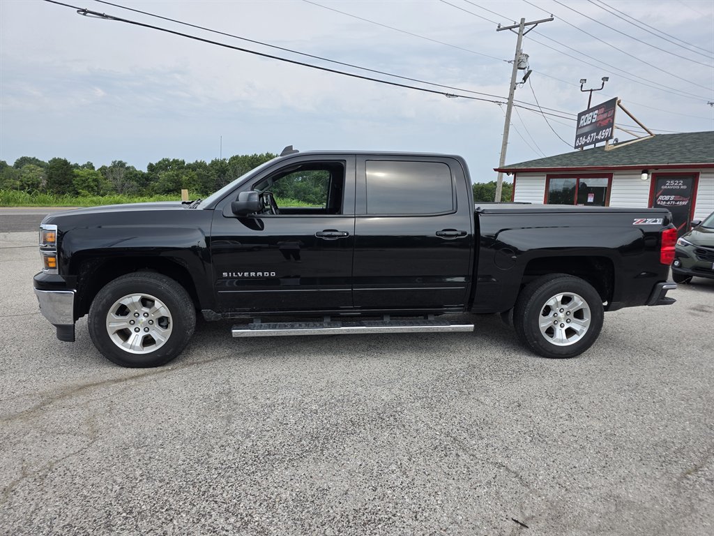 2015 Chevrolet Silverado - $16,995