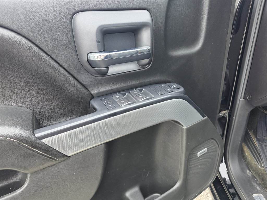 2015 Chevrolet Silverado - $16,995