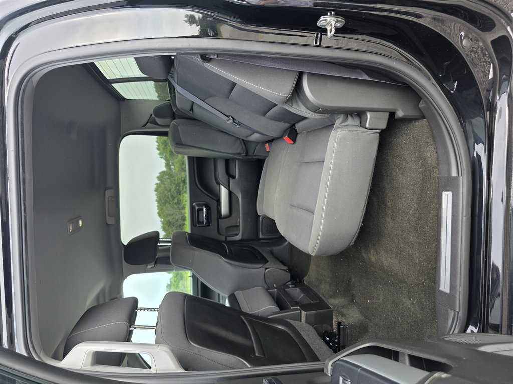 2015 Chevrolet Silverado - $16,995