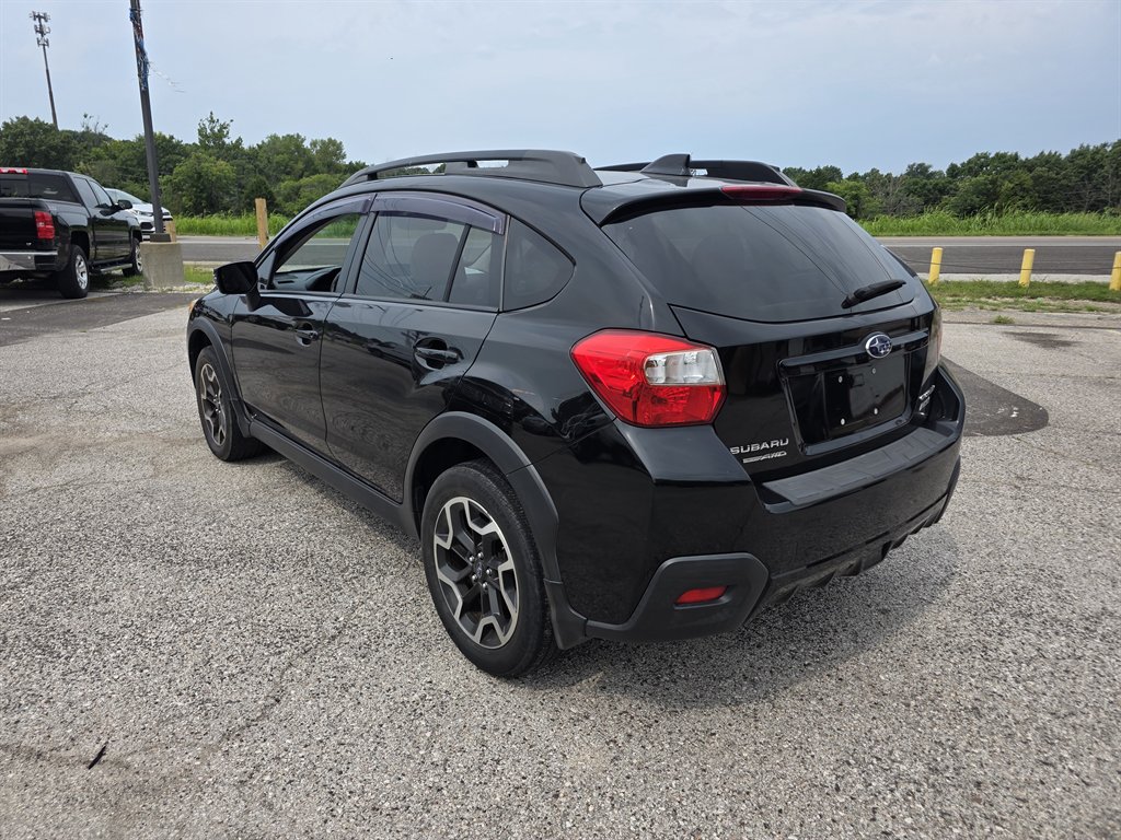 2017 Subaru Crosstrek - $15,995