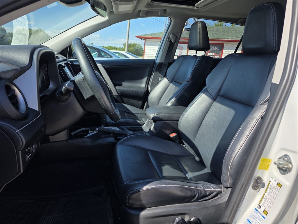 2016 Toyota RAV4 - $12,995