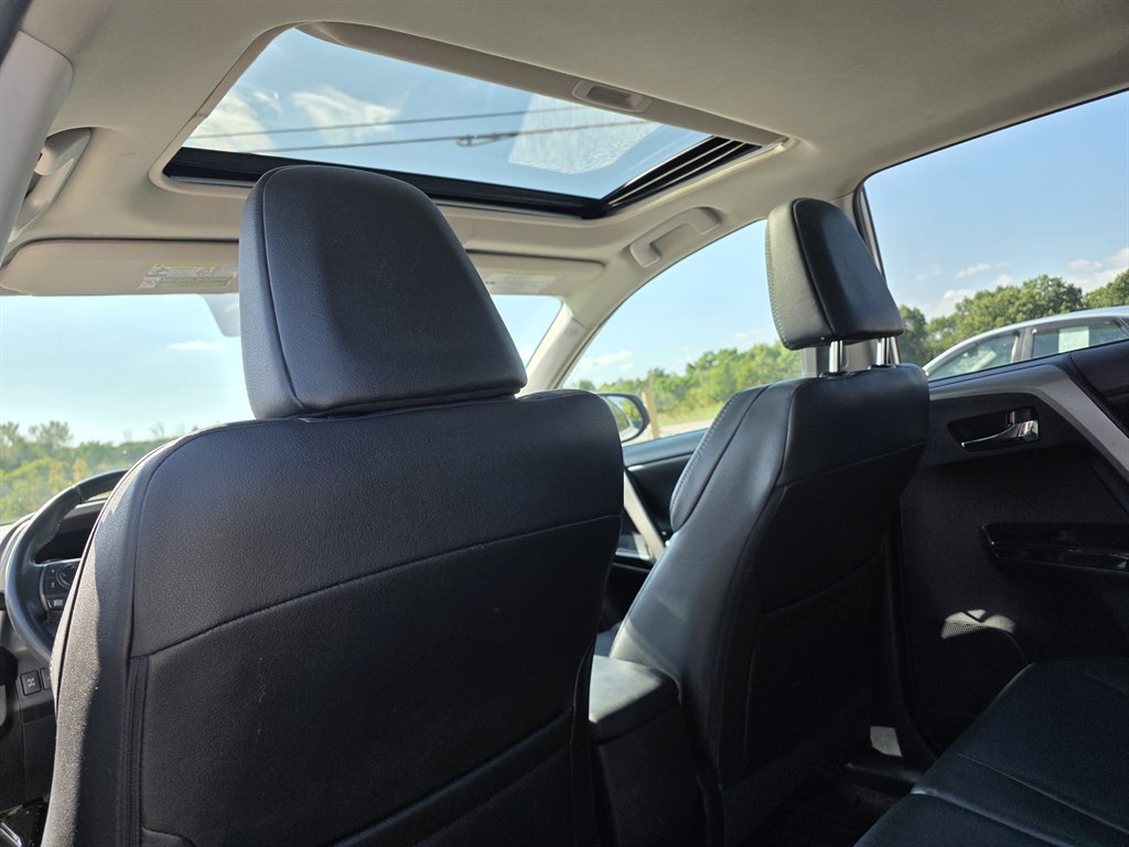 2016 Toyota RAV4 - $12,995