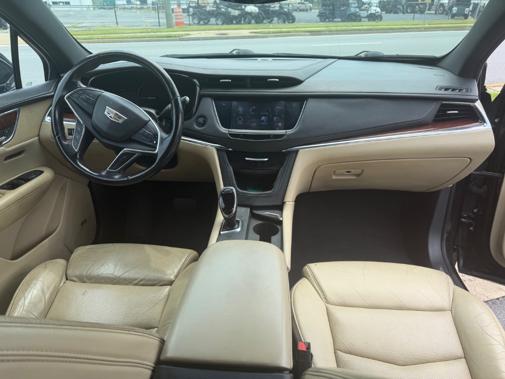 2017 Cadillac XT5