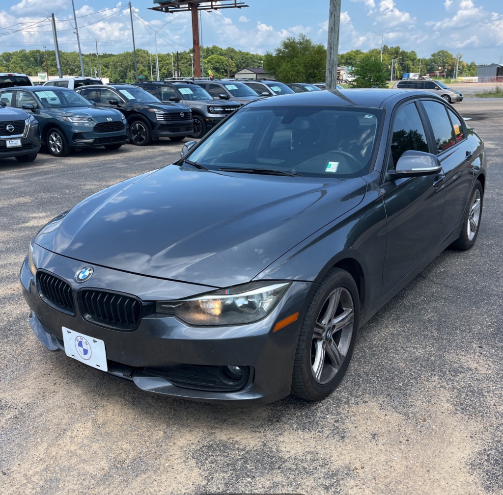 2015 BMW 320i - $8,699