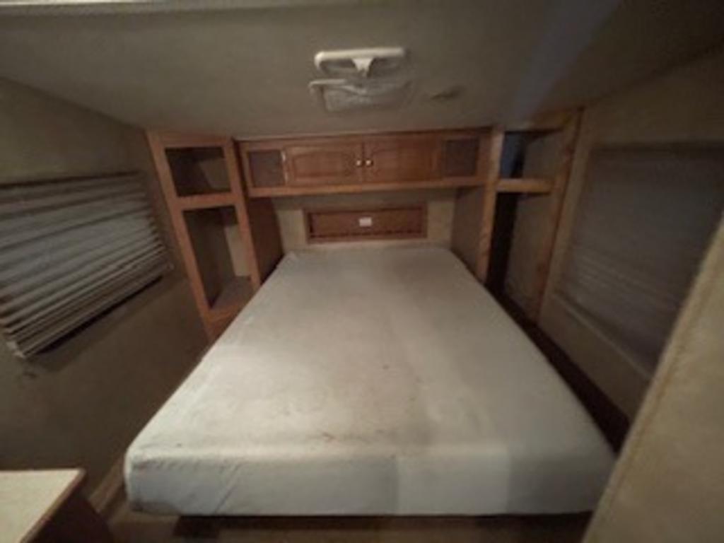 2010 Forest River Wildcat - $17,999