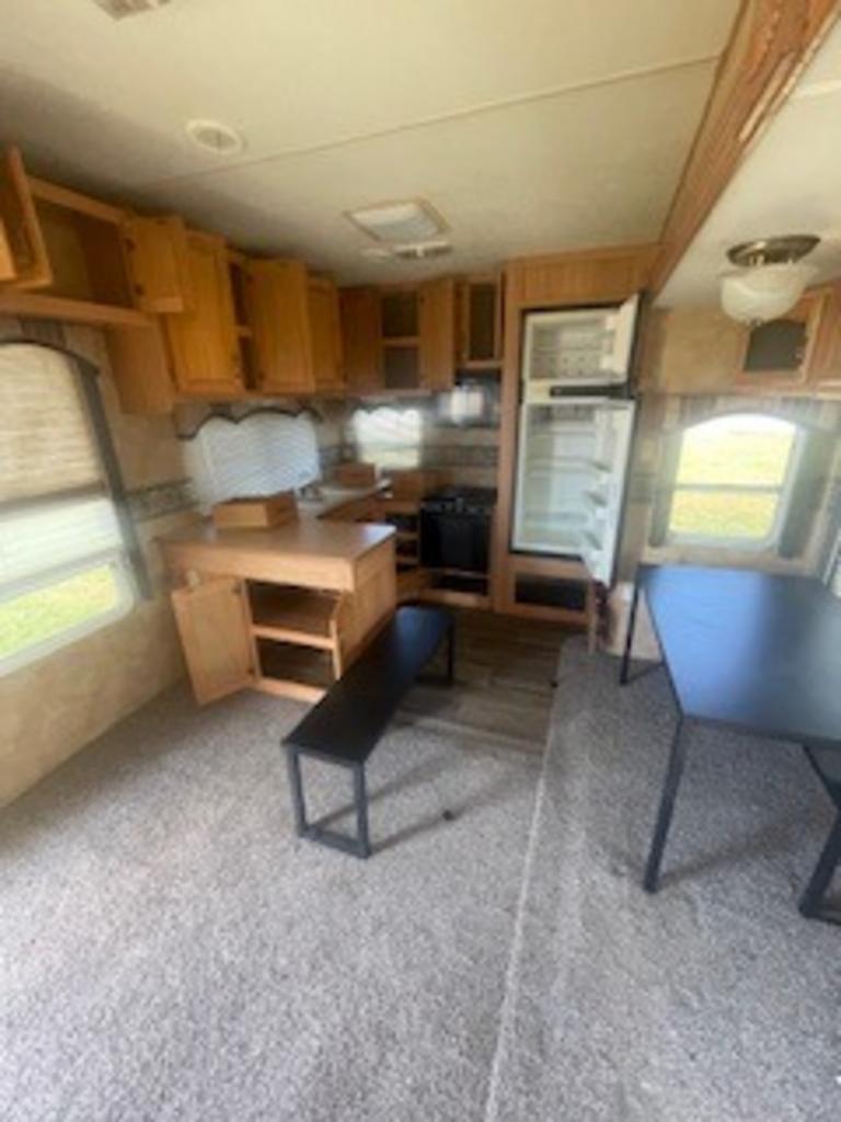 2005 Keystone Keystone - $13,999