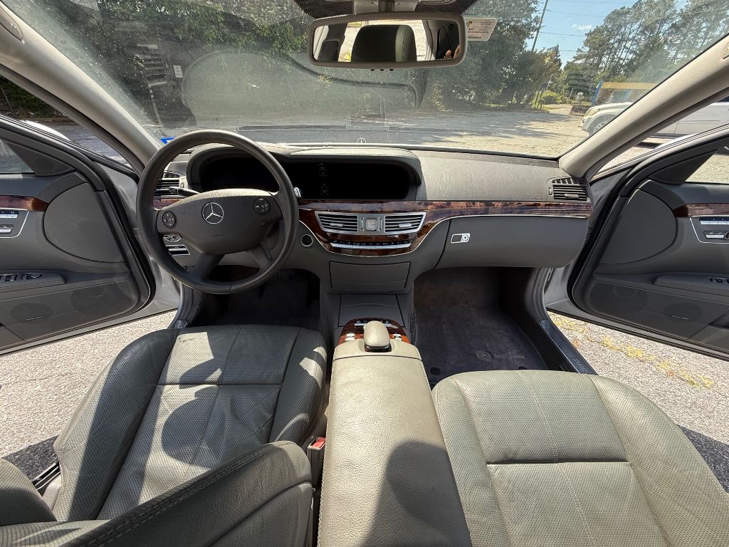 2007 Mercedes-Benz S-class - $6,000
