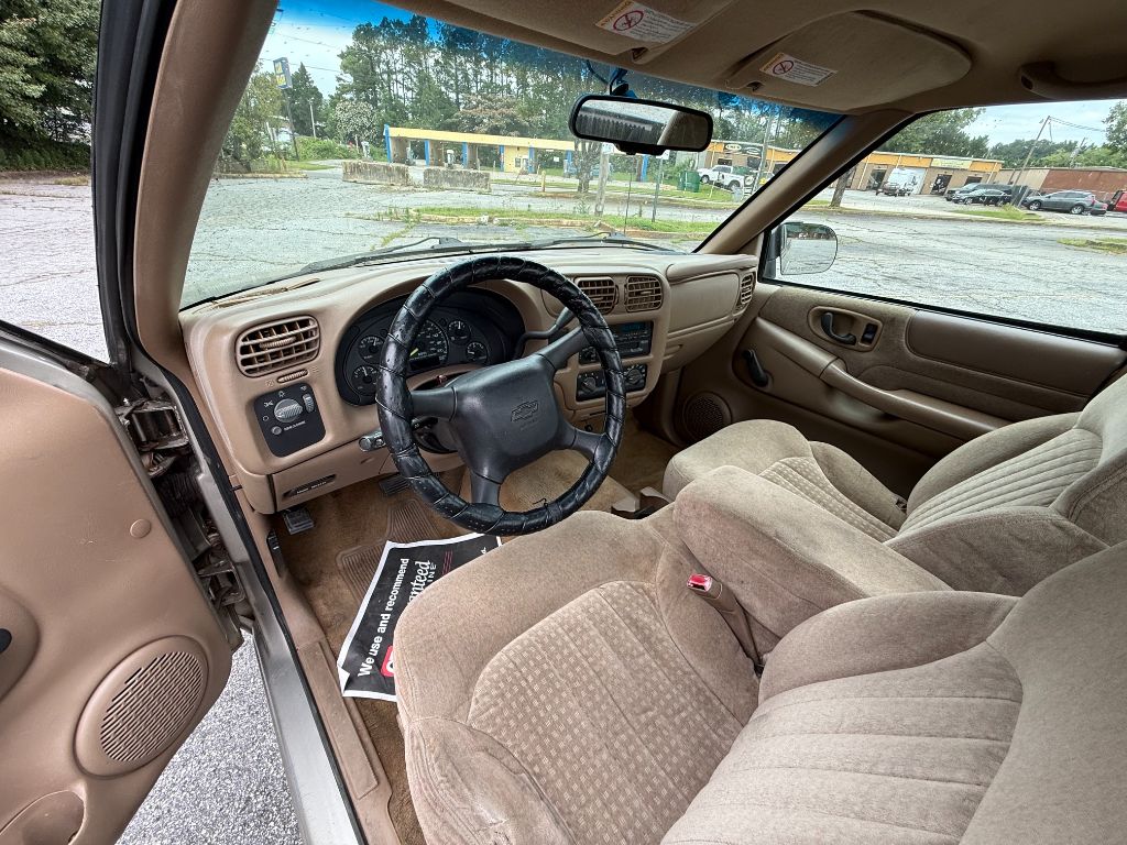 1999 Chevrolet S10 - $4,000