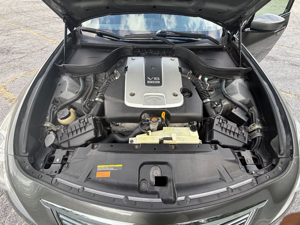 2012 INFINITI G - $10,500