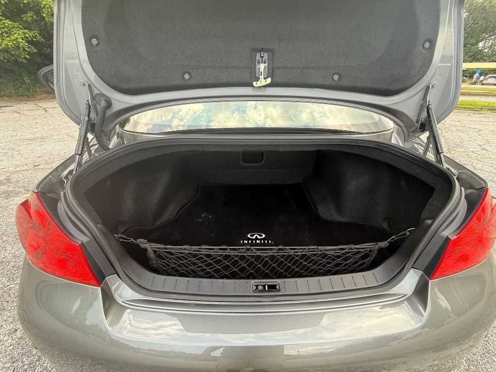 2012 INFINITI G - $10,500