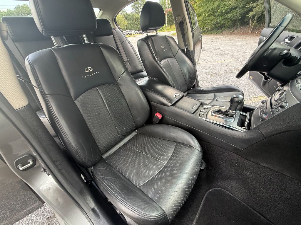 2012 INFINITI G - $10,500