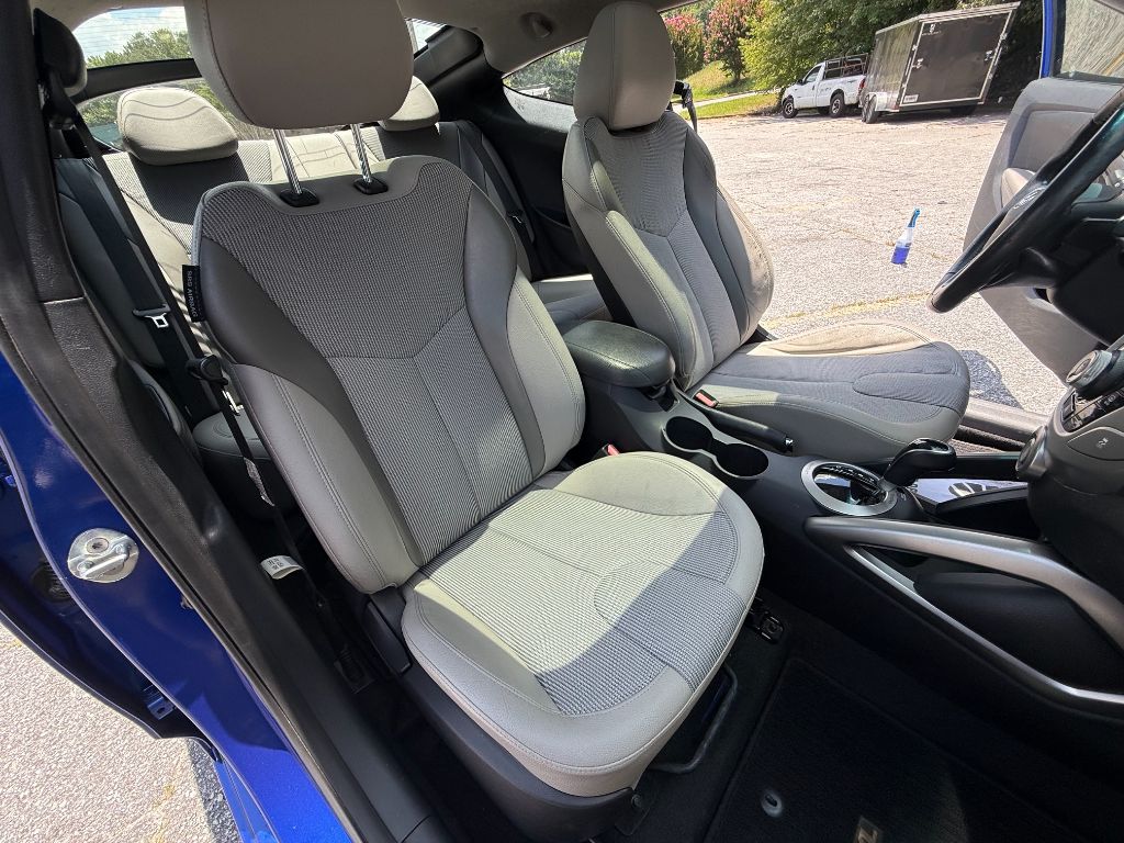 2012 Hyundai Veloster - $7,500