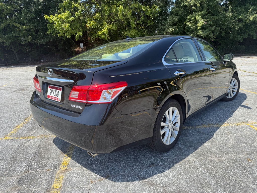 2010 Lexus ES - $9,900