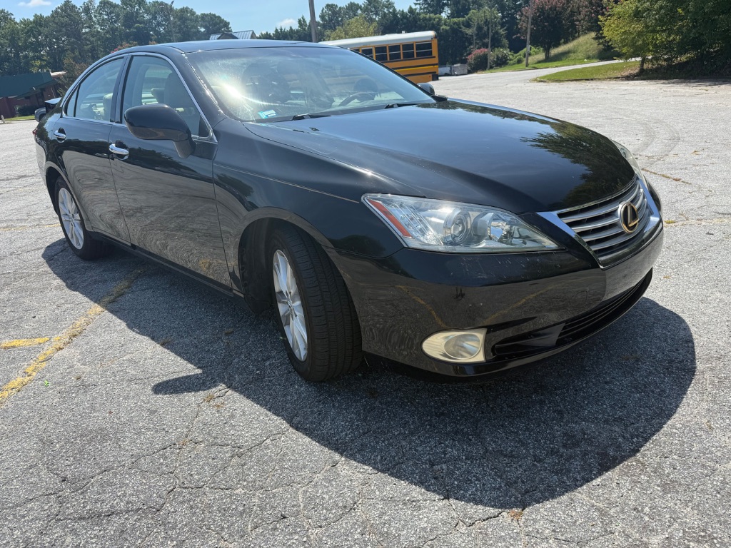 2010 Lexus ES - $9,900