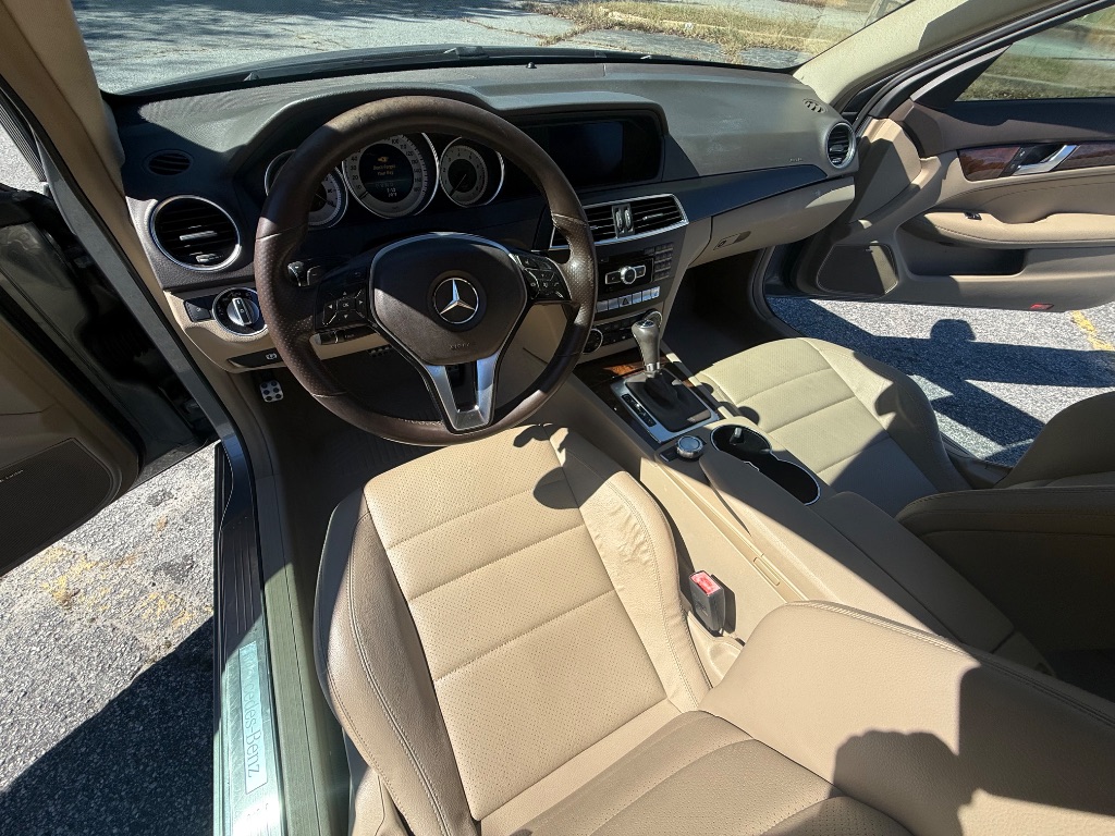 2014 Mercedes-Benz C-Class - $8,500
