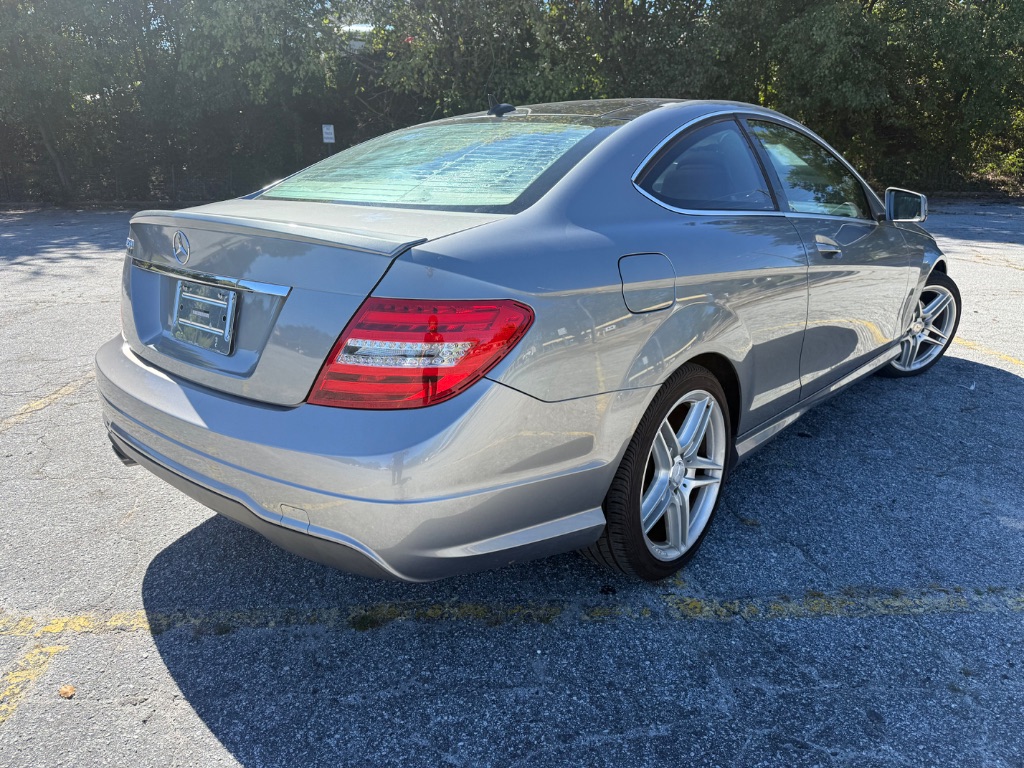 2014 Mercedes-Benz C-Class - $8,500