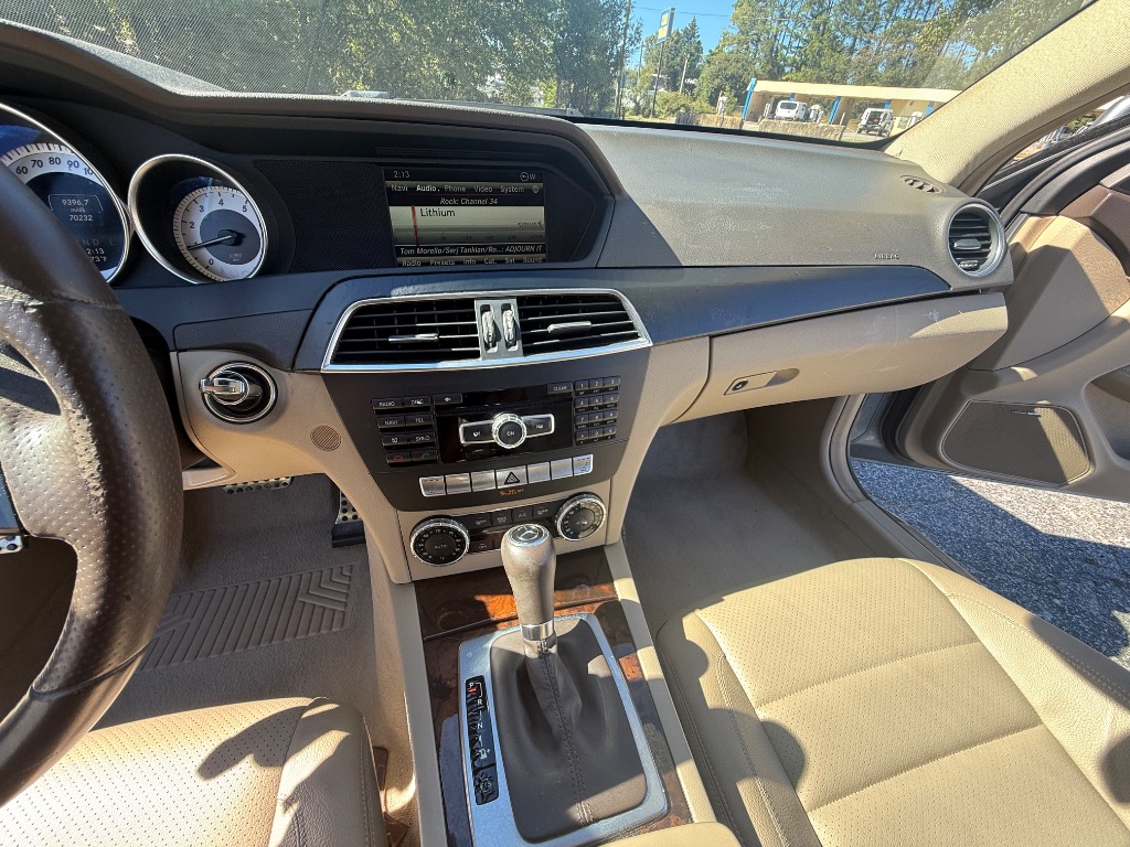 2014 Mercedes-Benz C-Class - $8,500