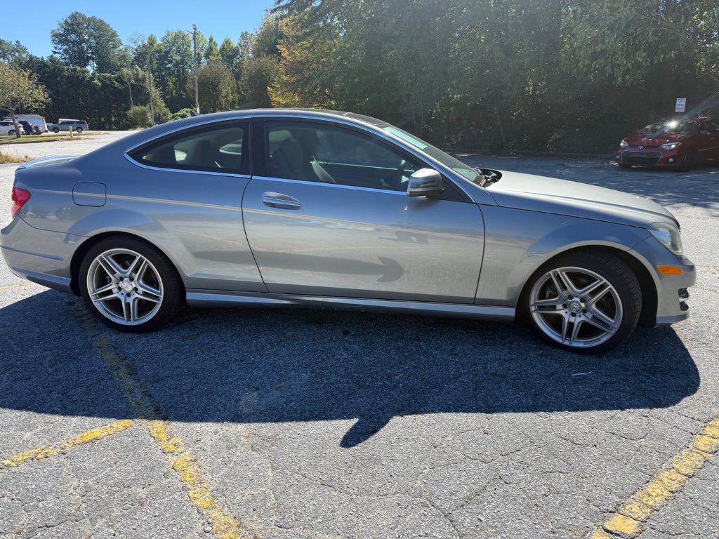 2014 Mercedes-Benz C-Class - $8,500