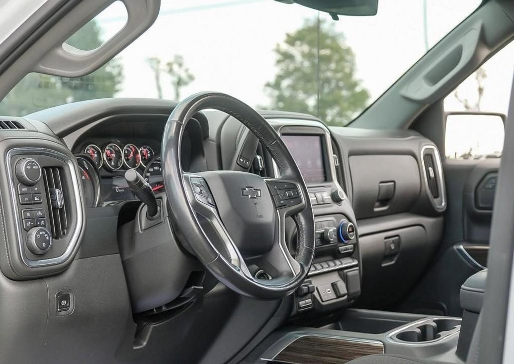 2022 Chevrolet Silverado 1500 - $37,200
