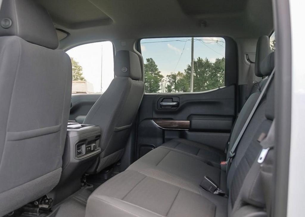 2022 Chevrolet Silverado 1500 - $37,200
