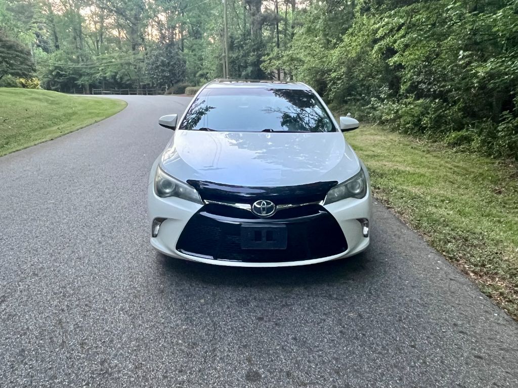 2016 Toyota Camry - $11,995