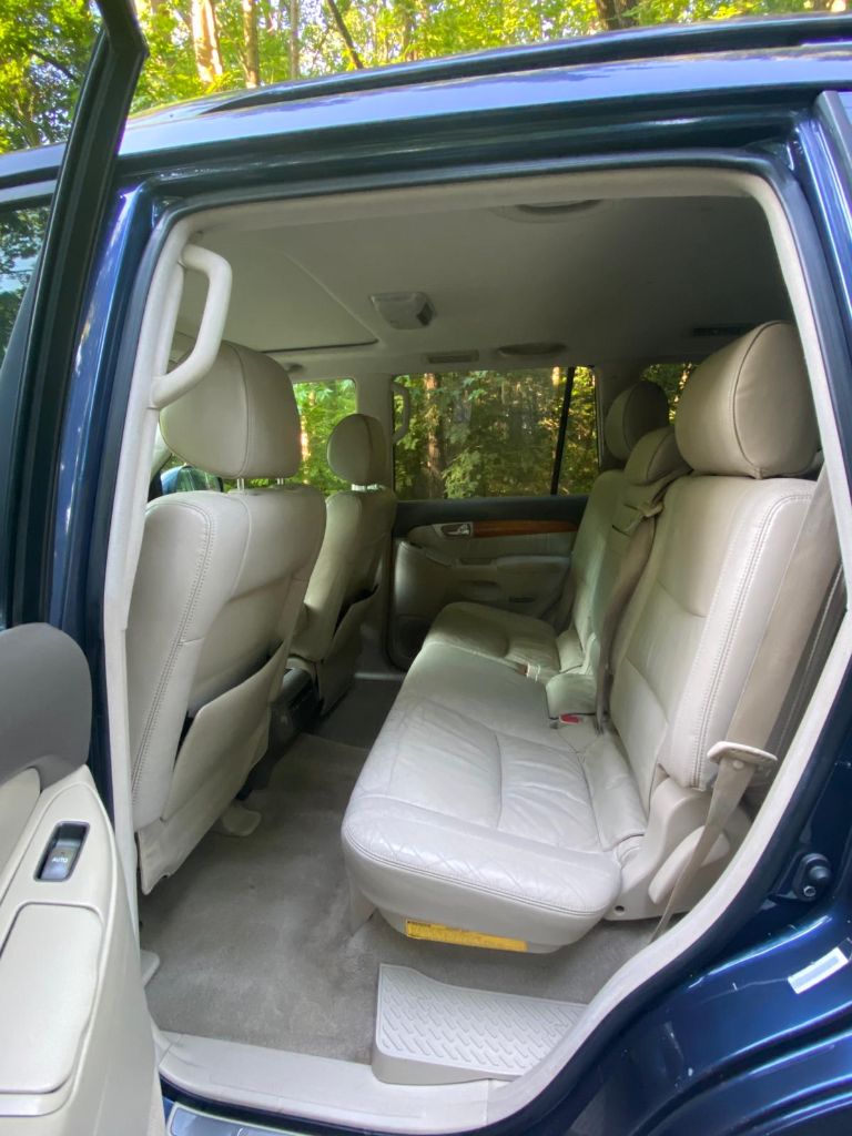 2004 Lexus GX - $8,995
