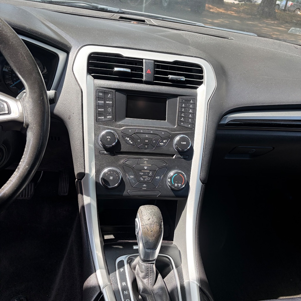 2016 Ford Fusion - $8,499