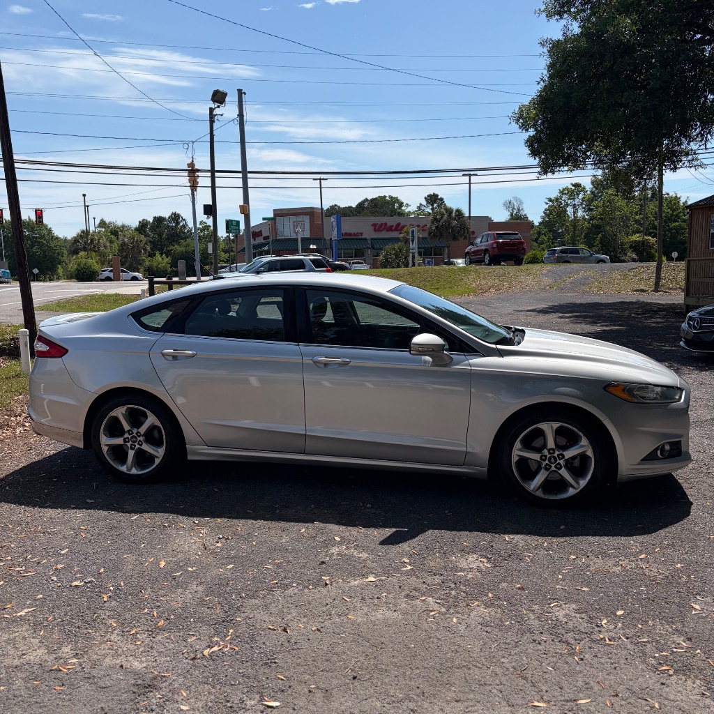 2016 Ford Fusion - $8,499