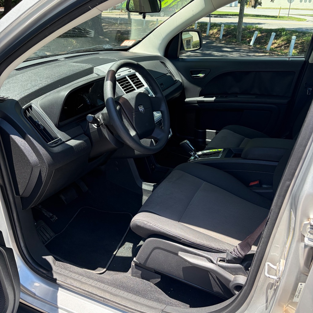 2009 Dodge Journey - $5,000