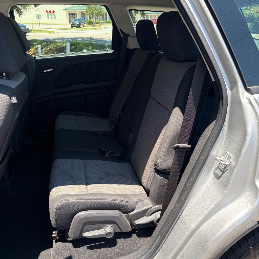 2009 Dodge Journey - $5,000