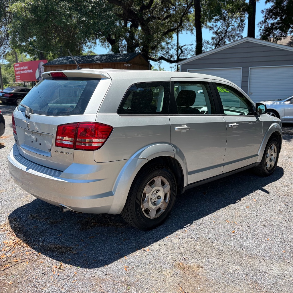2009 Dodge Journey - $5,000