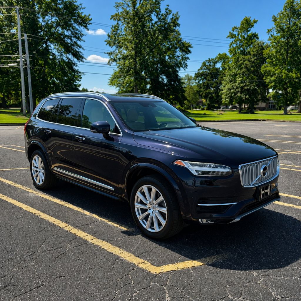 2016 Volvo XC90 - $11,500
