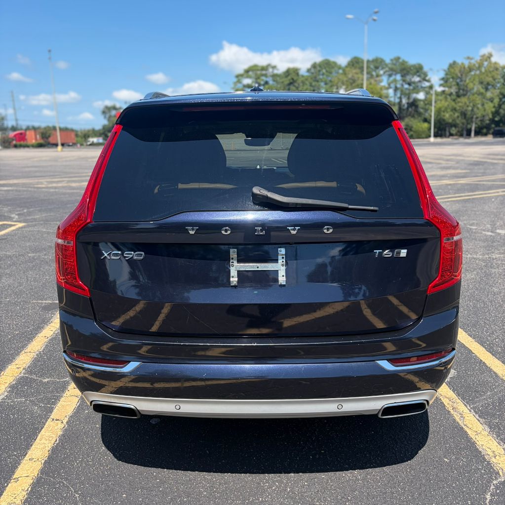 2016 Volvo XC90 - $11,500