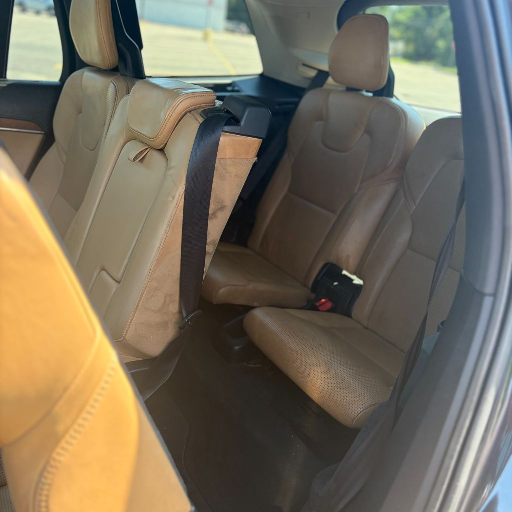 2016 Volvo XC90 - $11,500