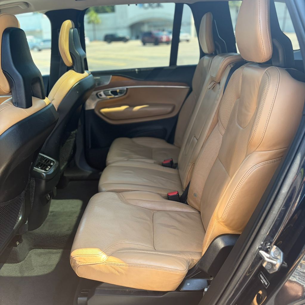 2016 Volvo XC90 - $11,500