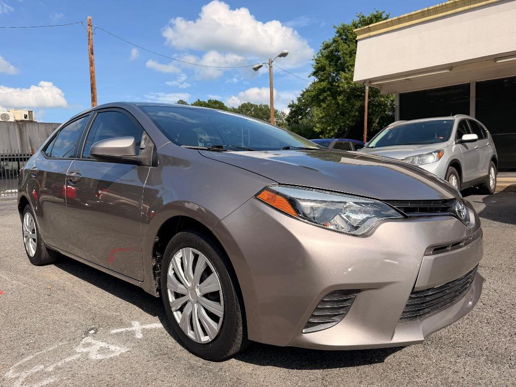 2015 Toyota Corolla - $14,900