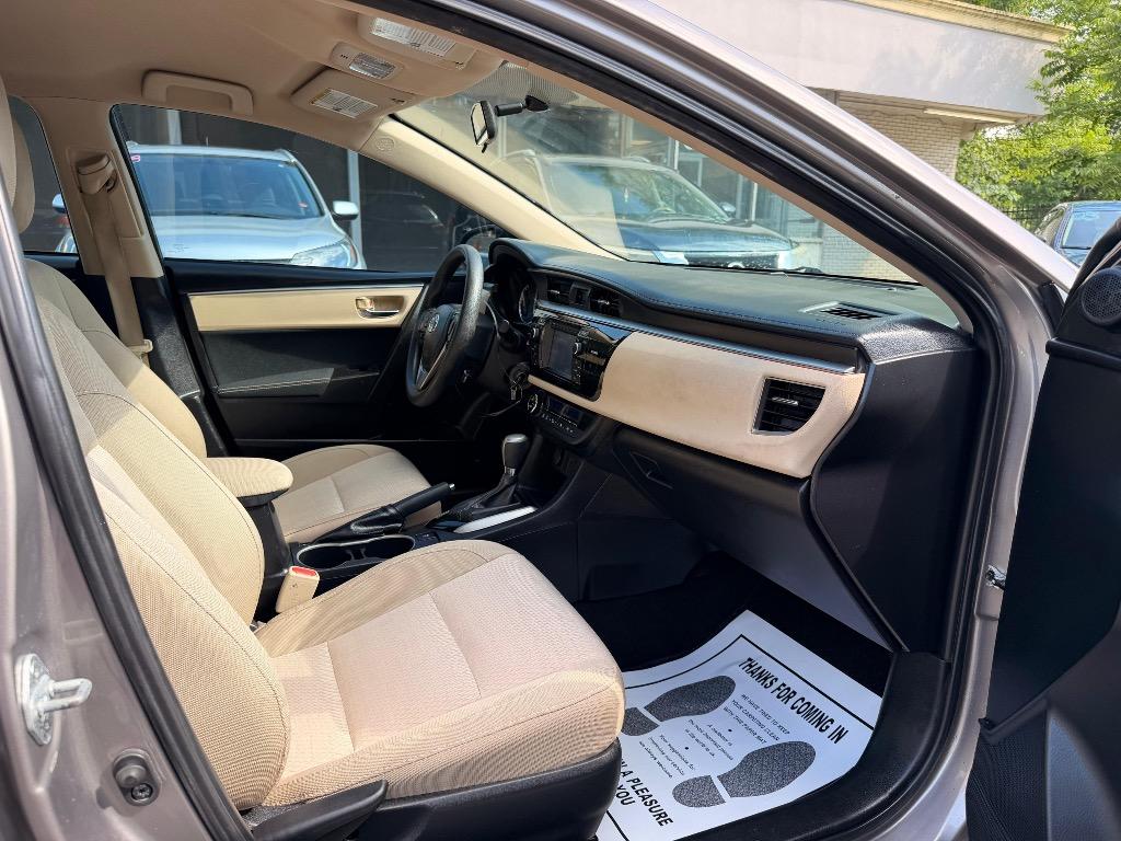 2015 Toyota Corolla - $14,900