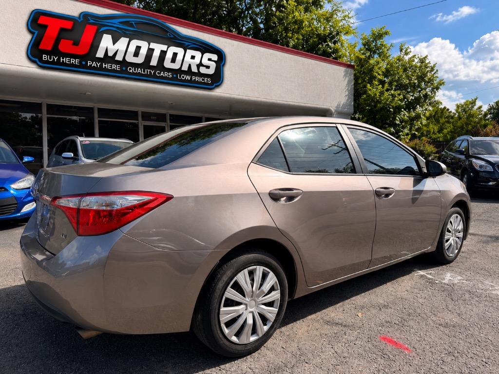 2015 Toyota Corolla - $14,900