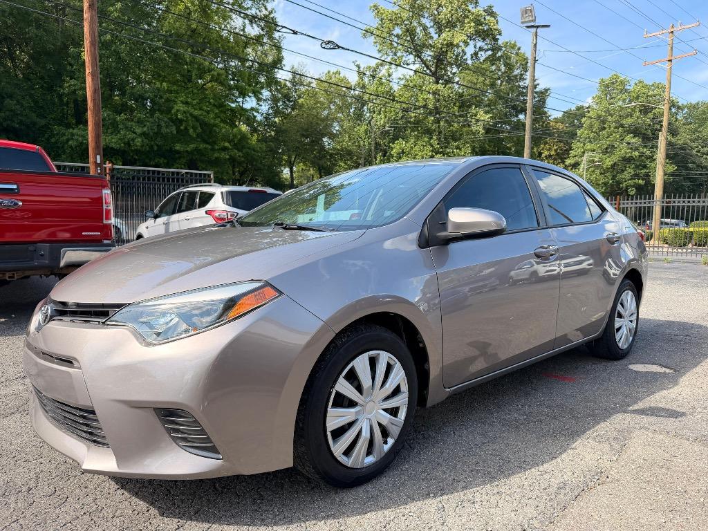 2015 Toyota Corolla - $14,900