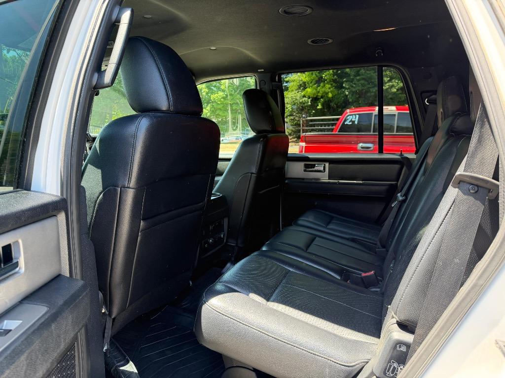 2017 Ford Expedition - $14,900