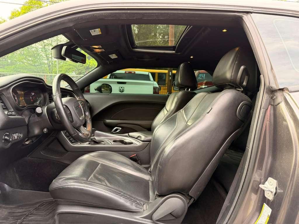 2017 Dodge Challenger - $17,900