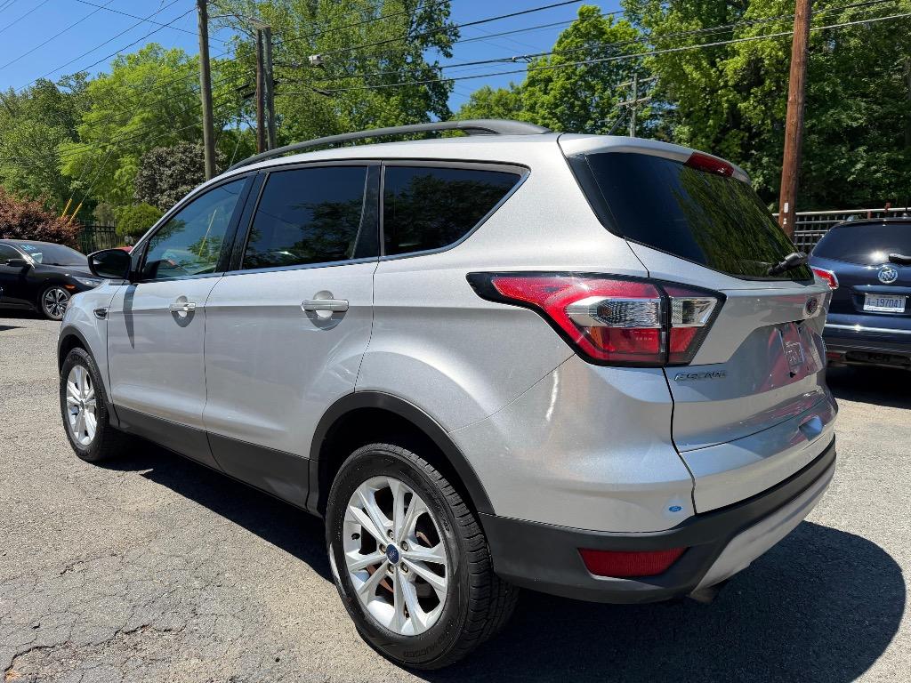 2018 Ford Escape - $13,900