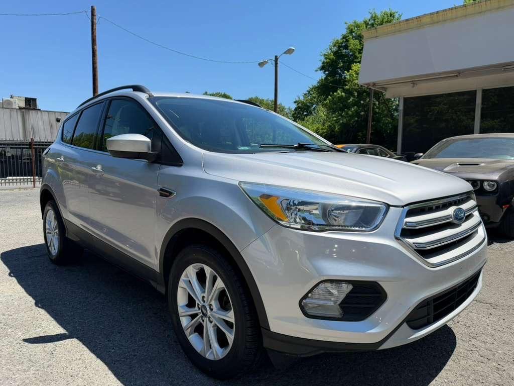 2018 Ford Escape - $13,900