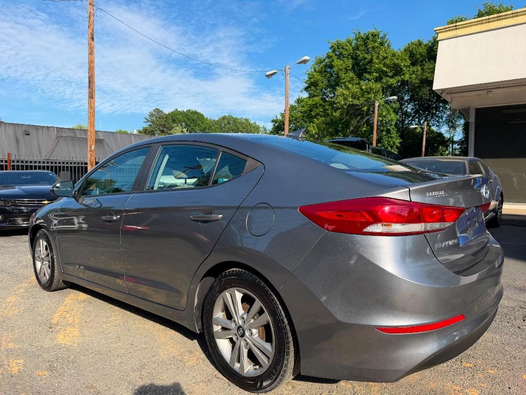 2017 Hyundai Elantra - $13,900