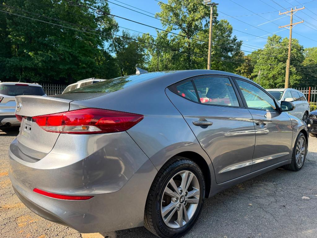 2017 Hyundai Elantra - $13,900